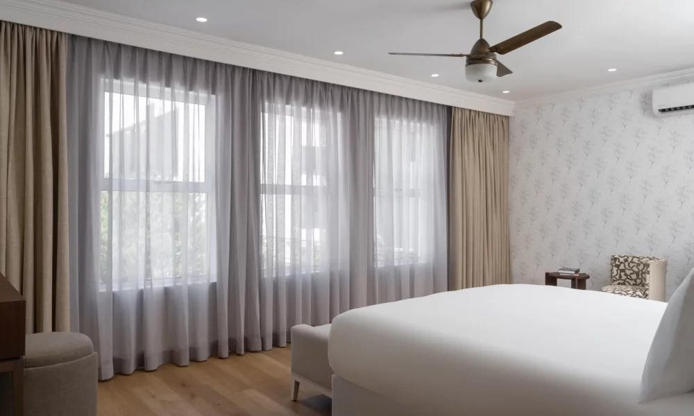 SILVERTREE ROOM 2